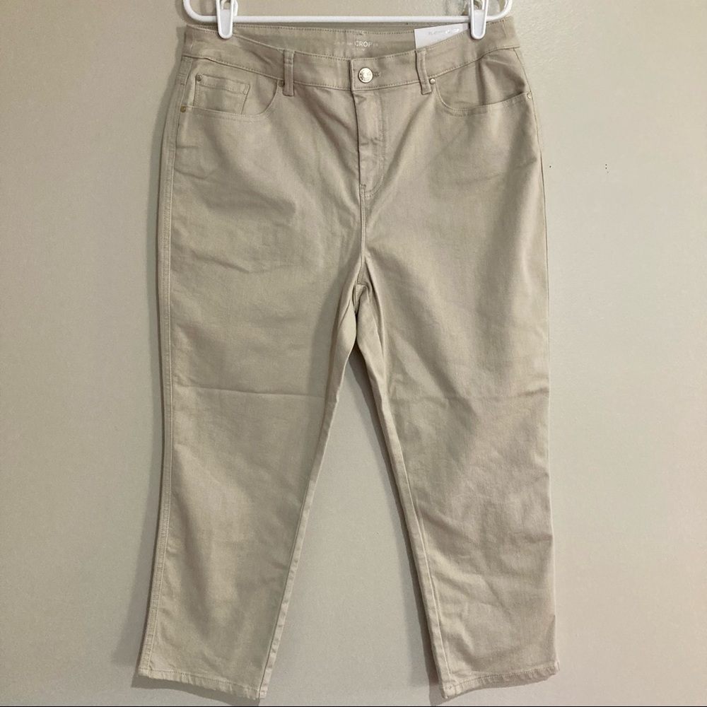 Chico’s Women’s Slim fit Pants Cropped